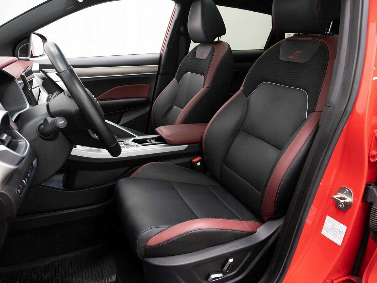 Geely Coolray, 2021 Фото №8