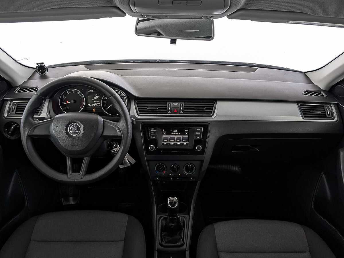 Skoda Rapid, 2017 Фото №13