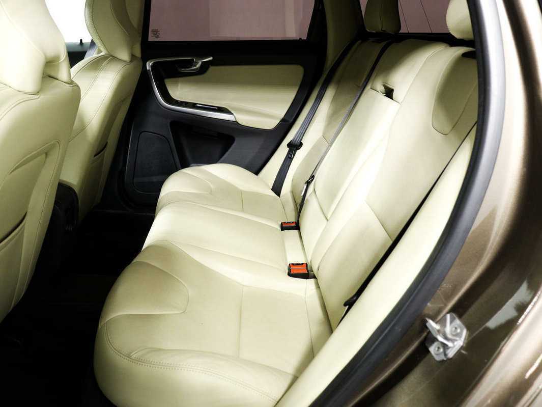 Volvo XC60, 2017 Фото №12