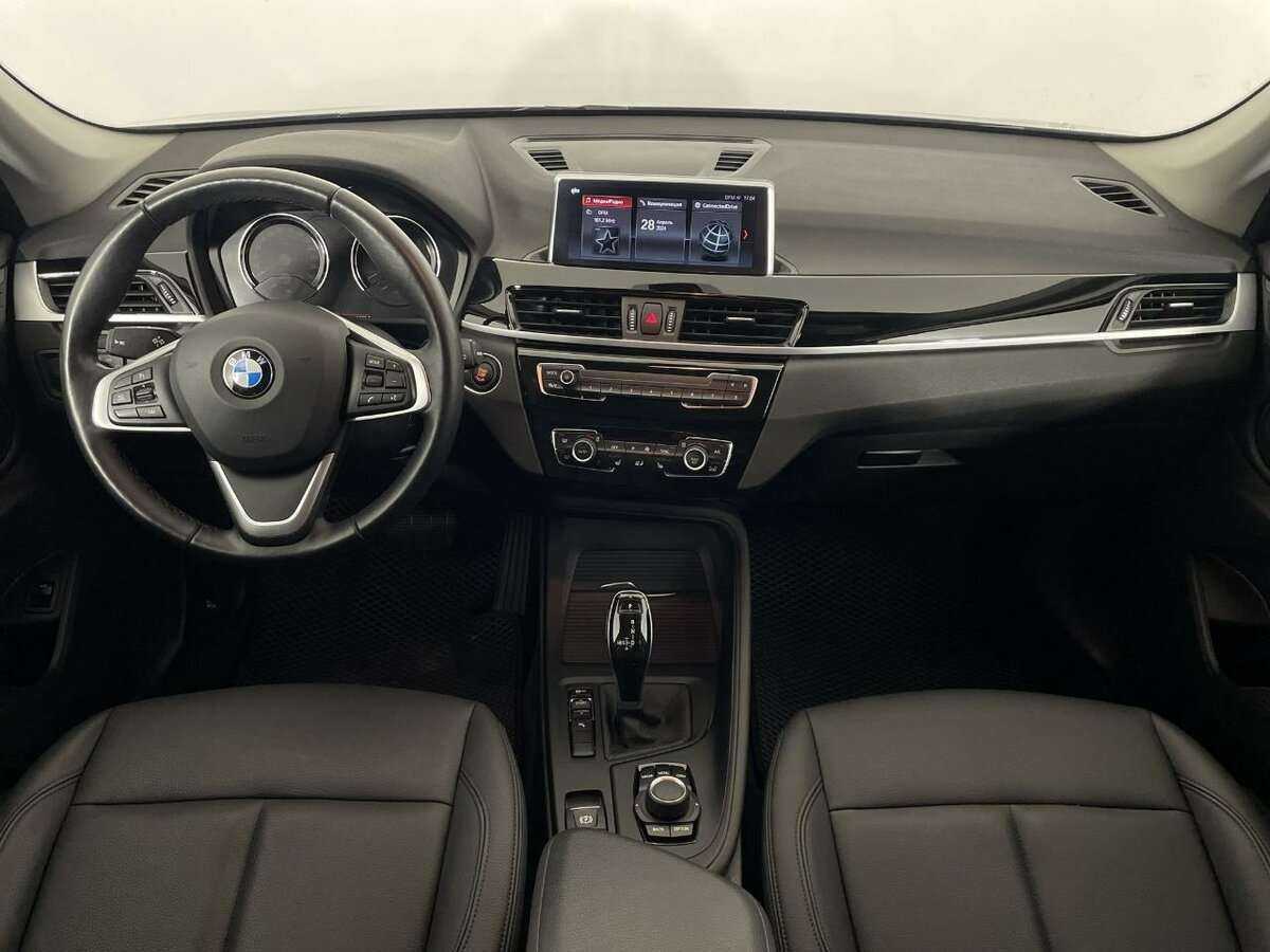 BMW X1 18i sDrive, 2021 Фото №6