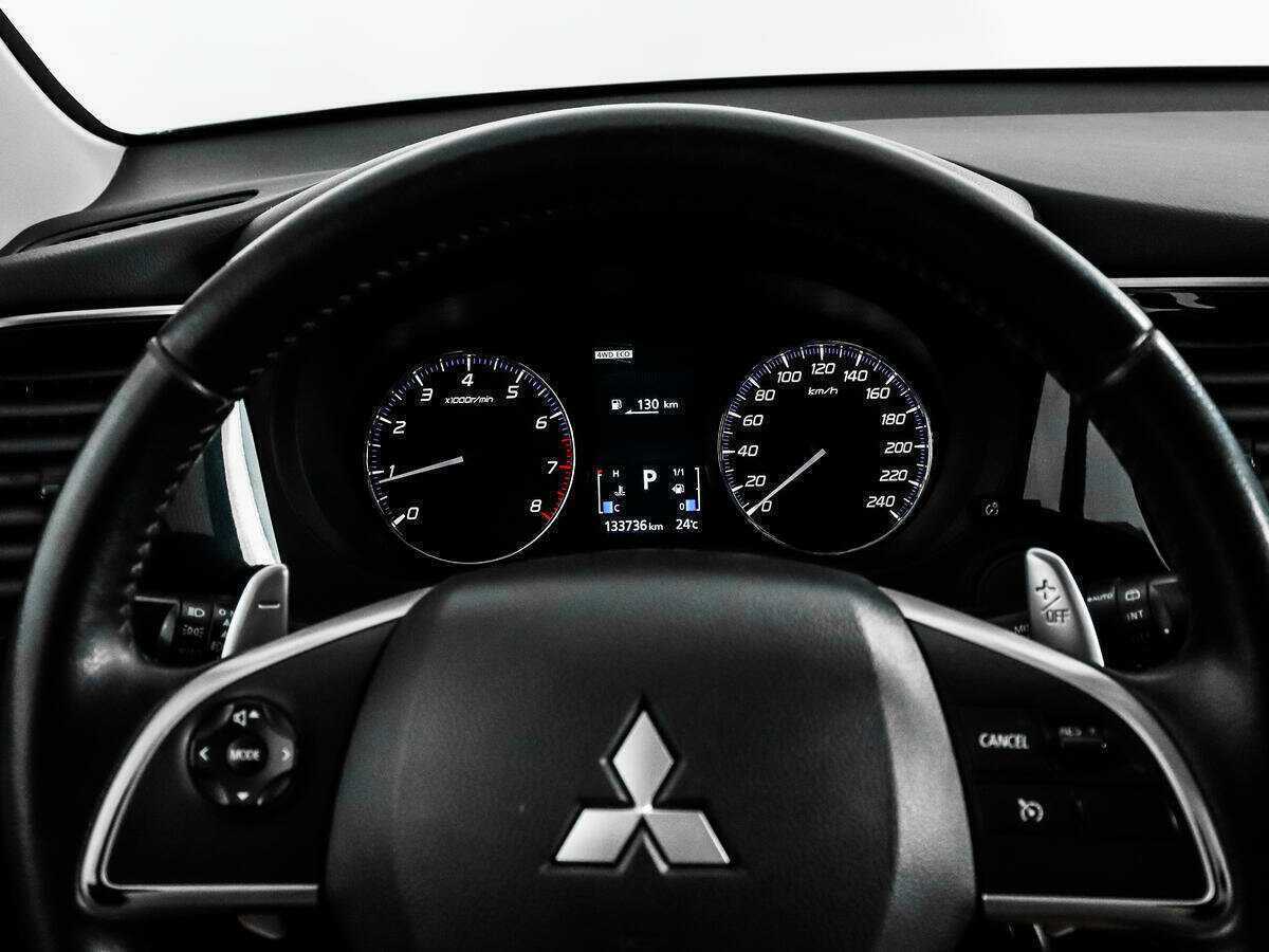 Mitsubishi Outlander, 2014 Фото №15