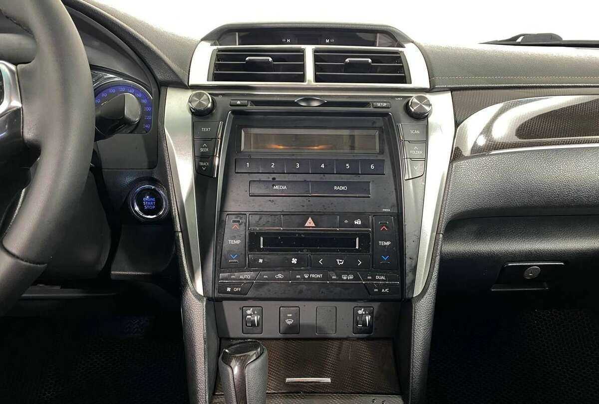 Toyota Camry, 2017 Фото №12