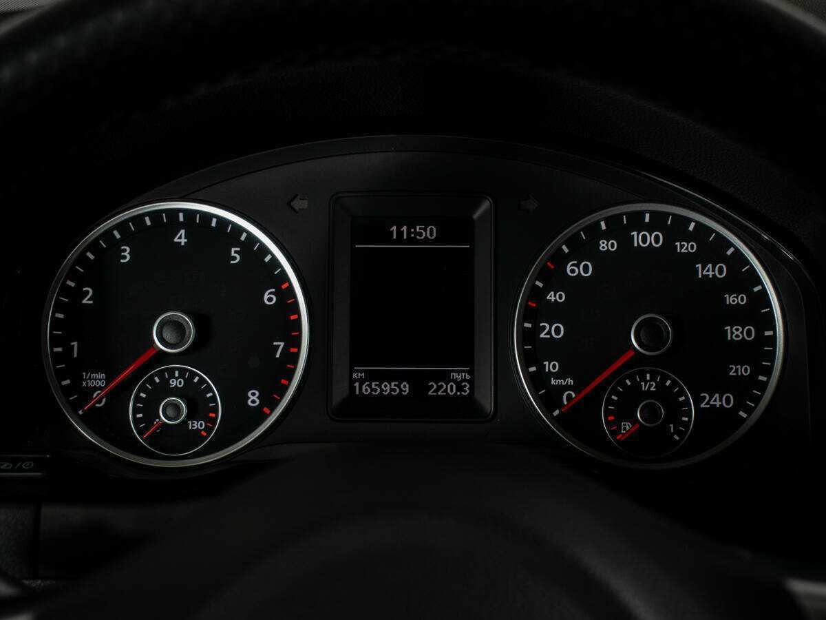 Volkswagen Tiguan, 2016 Фото №10