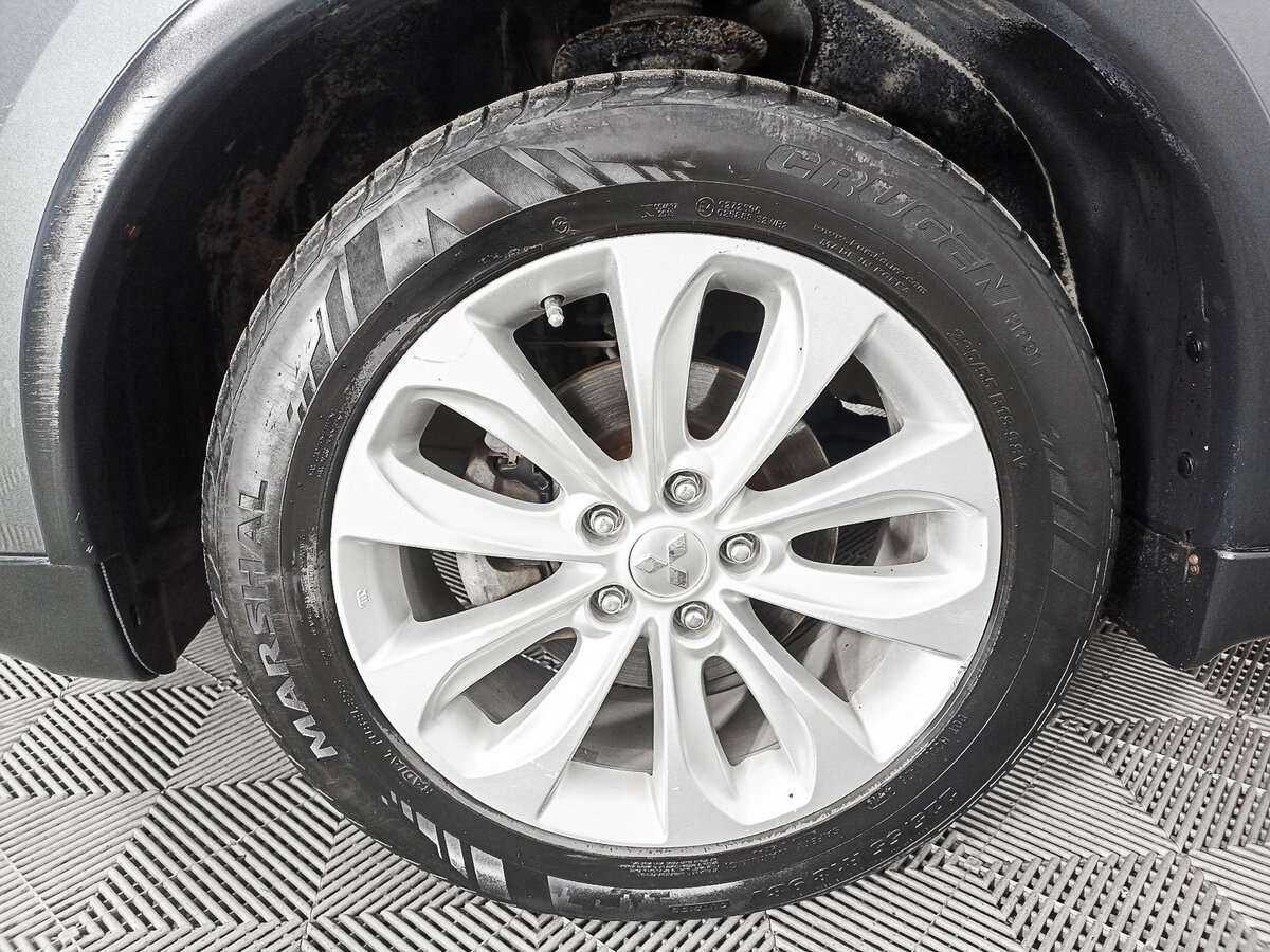 Mitsubishi Outlander, 2014 Фото №17