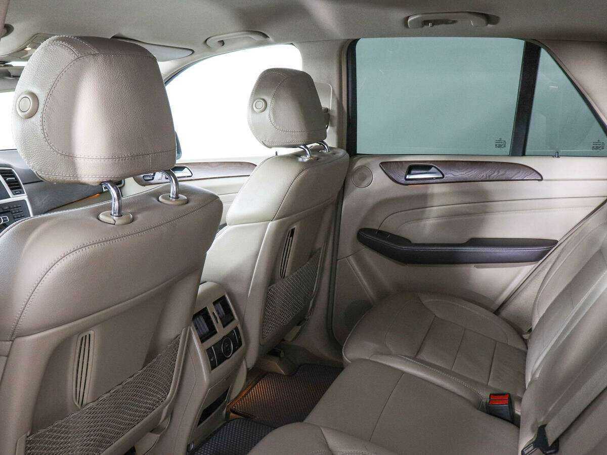 Mercedes-Benz M-Класс 350 CDI, 2013 Фото №8