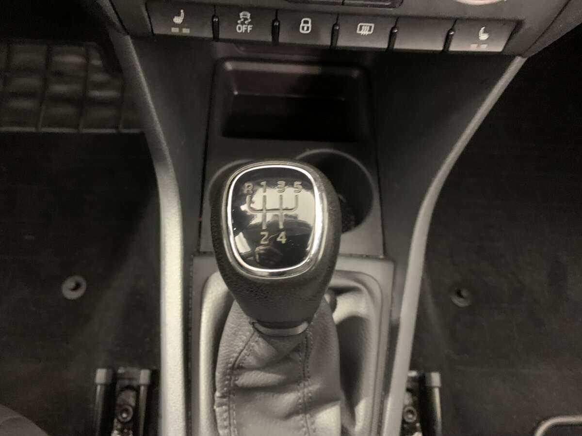 Skoda Rapid, 2017 Фото №24