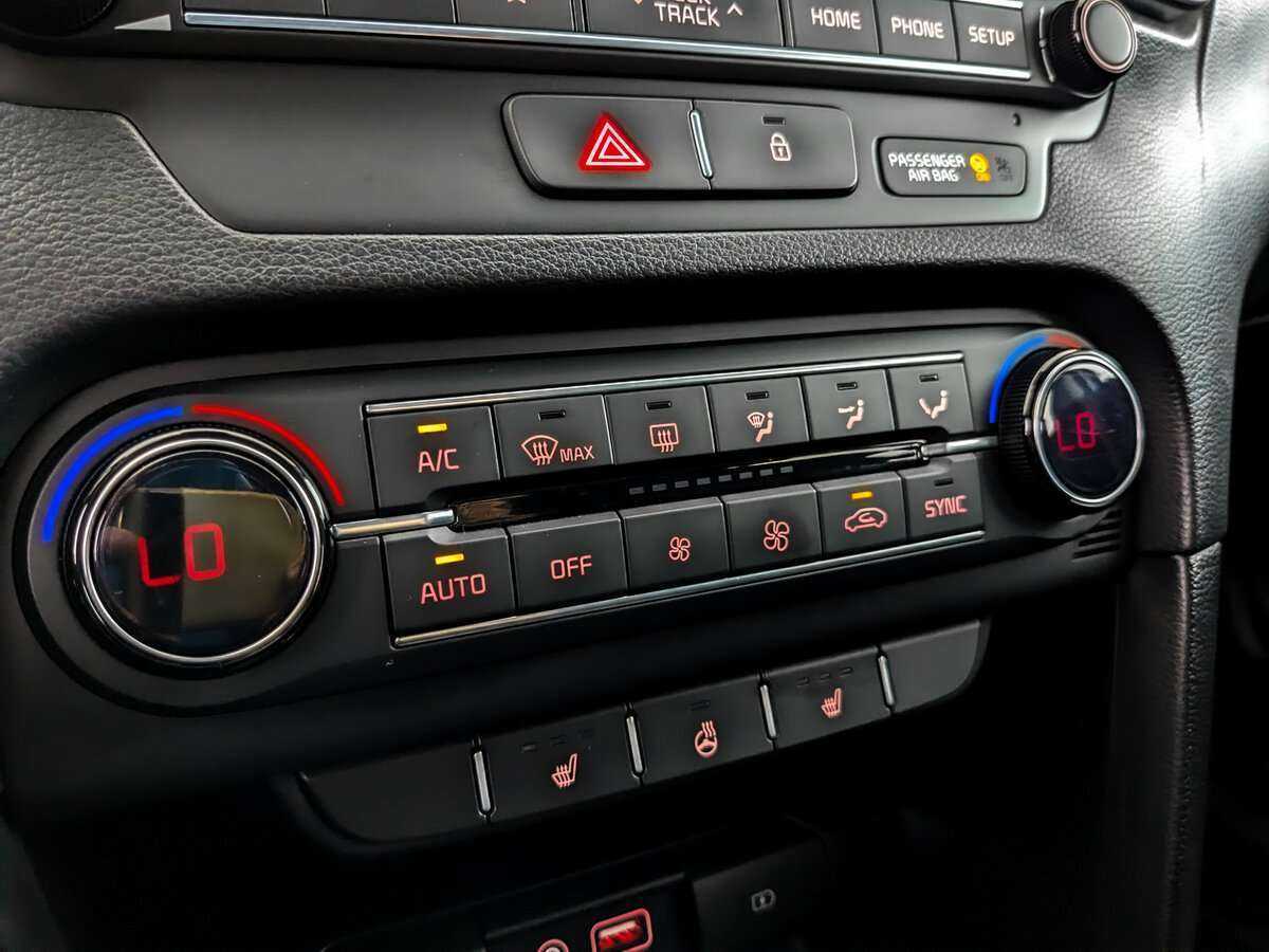 Kia Ceed, 2018 Фото №21