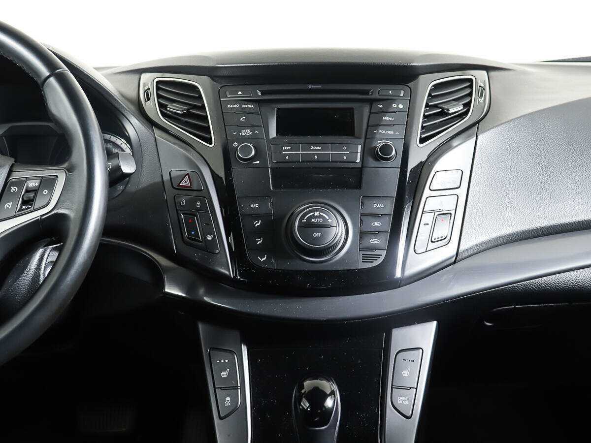 Hyundai i40, 2015 Фото №12