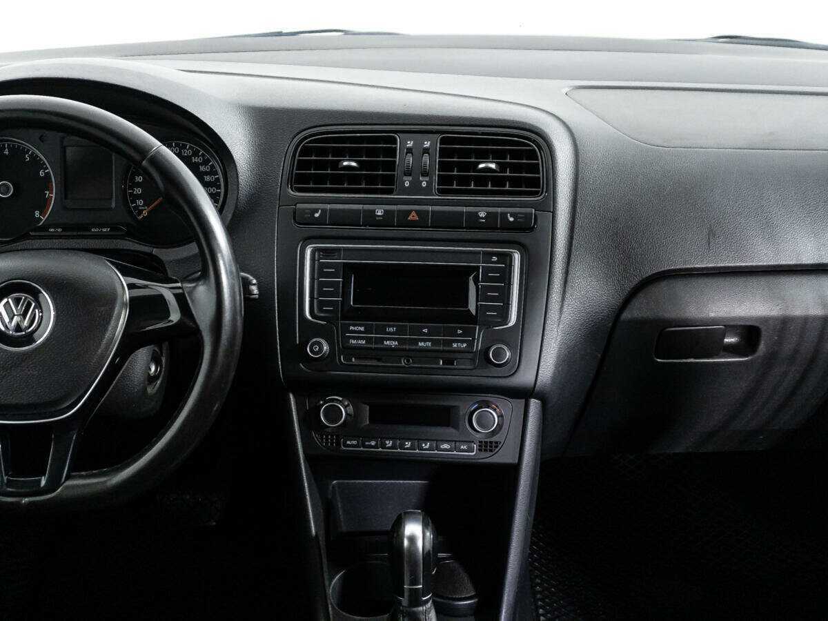 Volkswagen Polo, 2017 Фото №14
