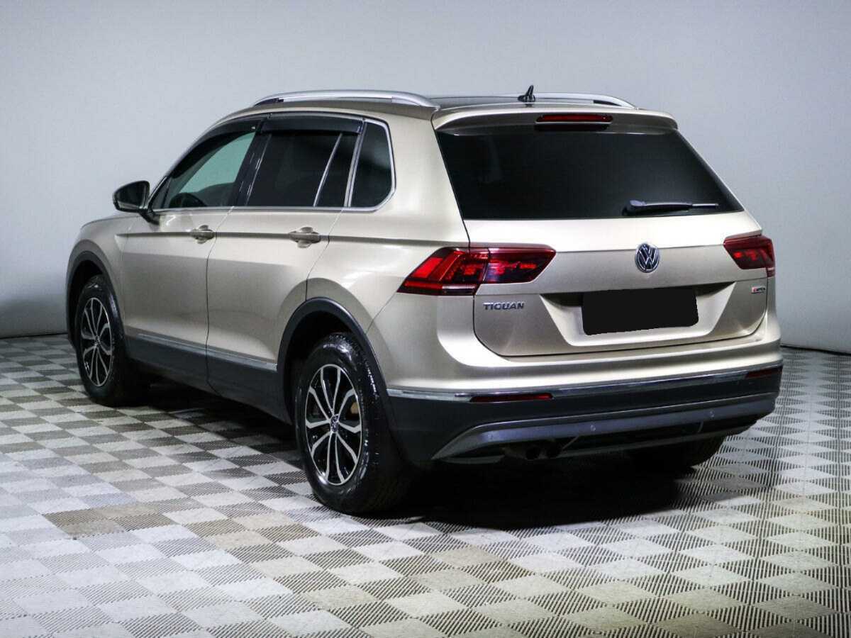 Volkswagen Tiguan, 2018 Фото №7