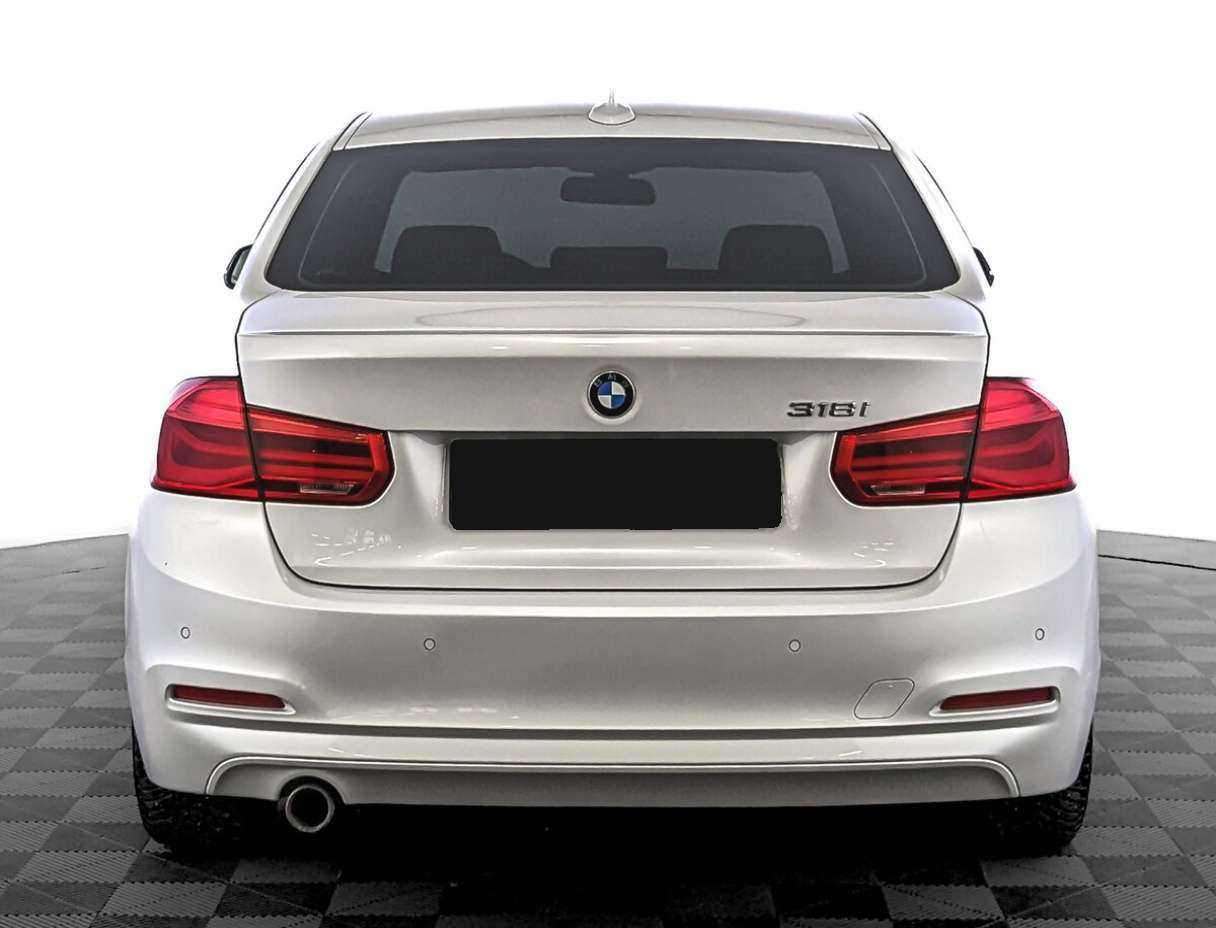 BMW 3 серии 318i, 2017 Фото №6