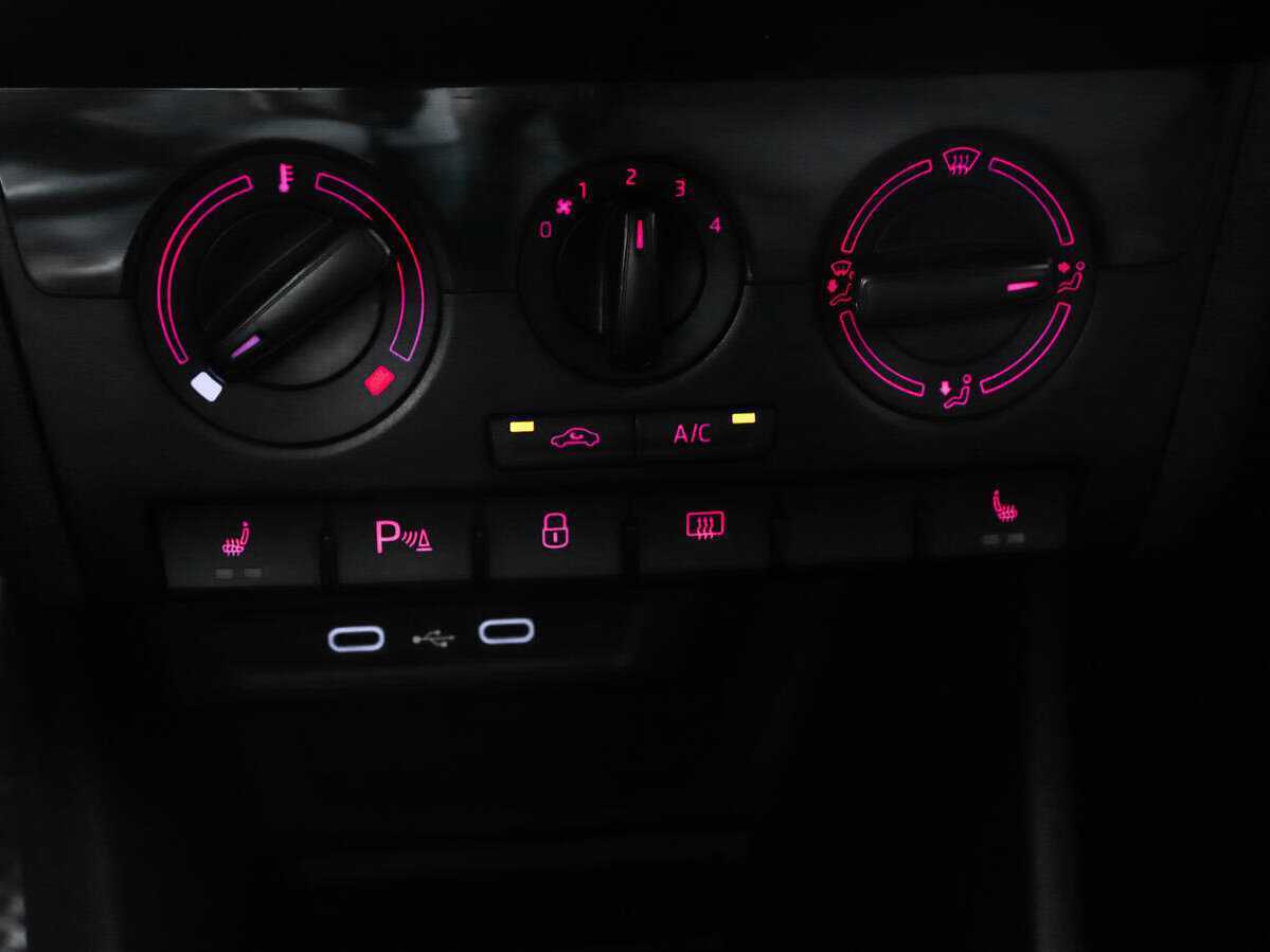 Volkswagen Polo, 2021 Фото №18