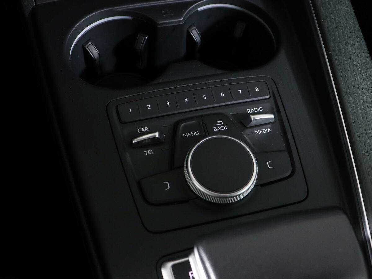 Audi A4, 2017 Фото №21