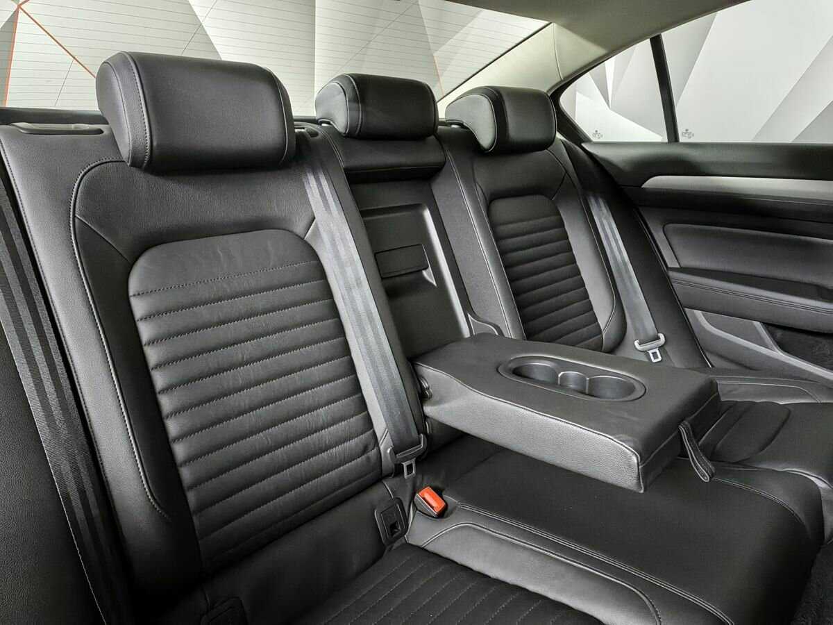 Volkswagen Passat, 2017 Фото №13