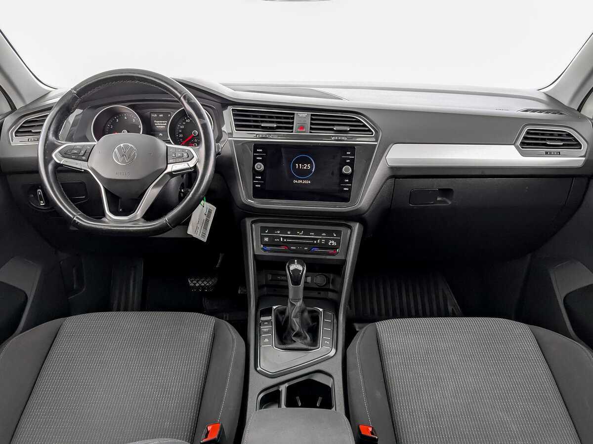 Volkswagen Tiguan, 2021 Фото №14