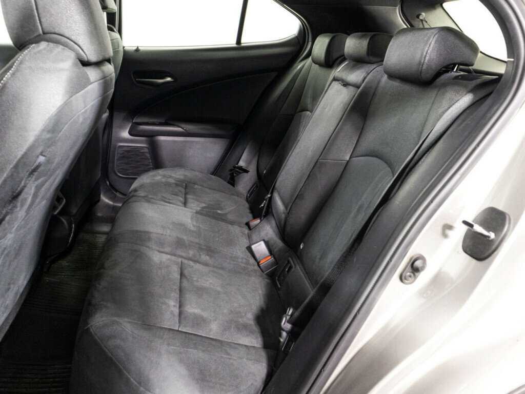 Lexus UX 200, 2019 Фото №10