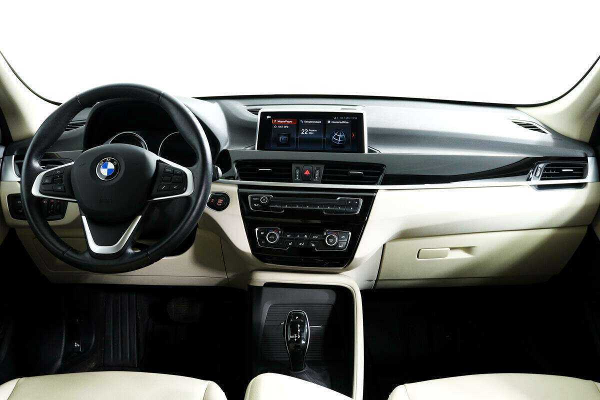 BMW X1 Long 20Li sDrive, 2020 Фото №11