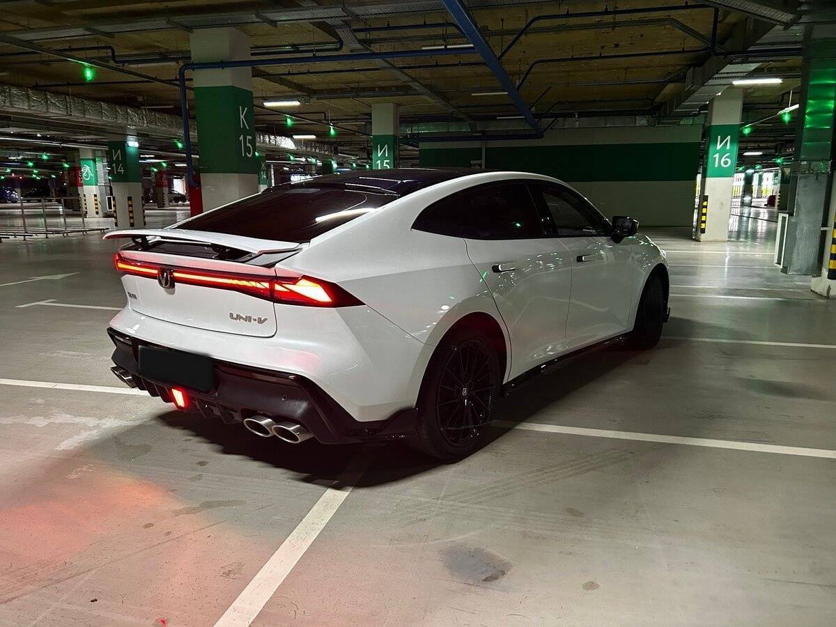 Changan UNI-V, 2023 Фото №4