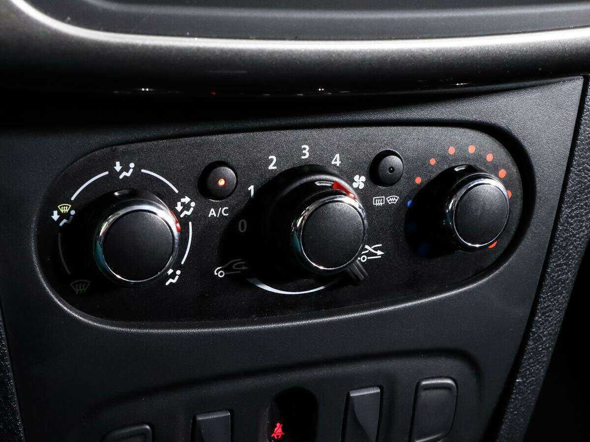 Renault Logan Stepway, 2022 Фото №12