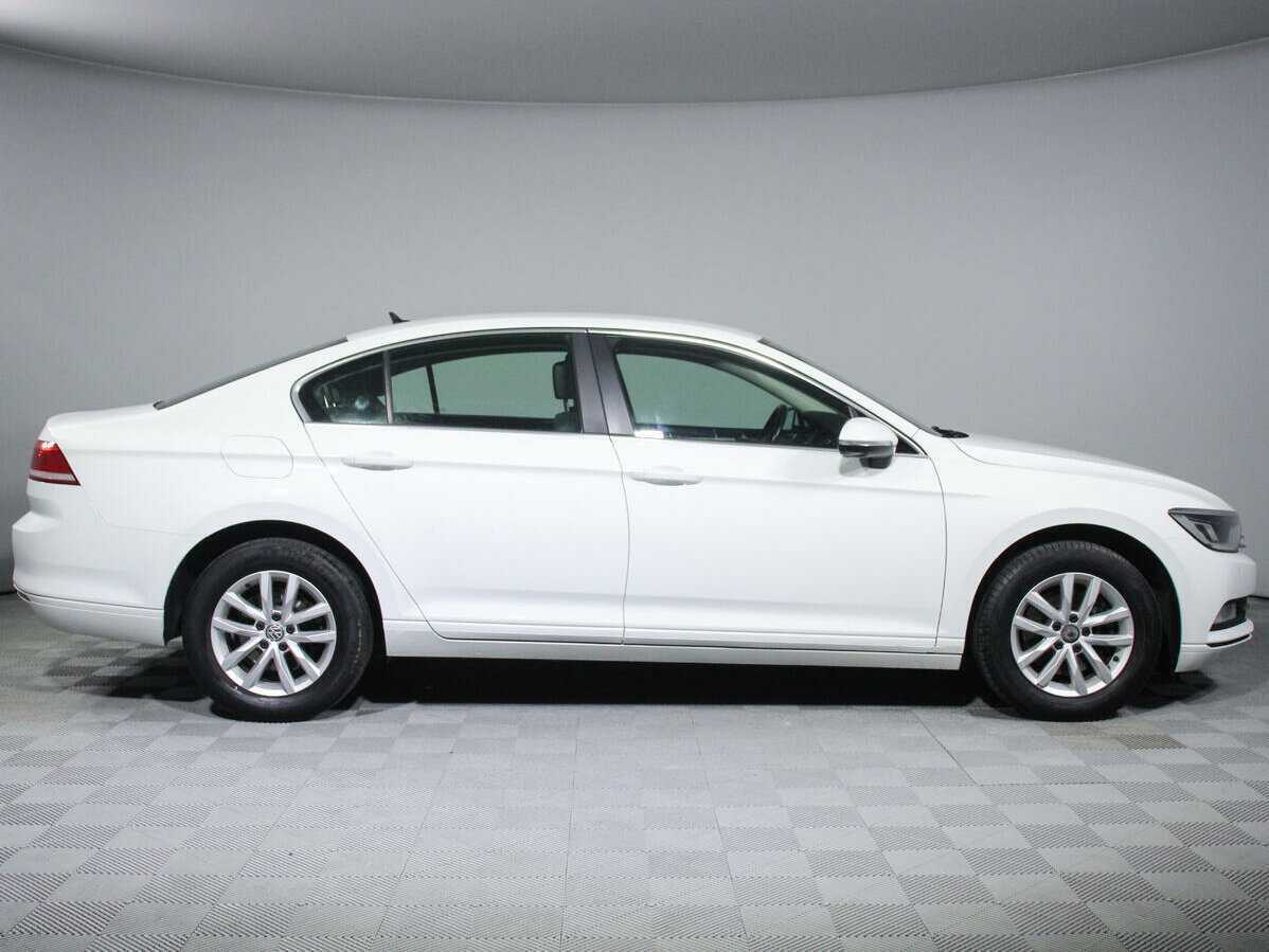Volkswagen Passat, 2018 Фото №4