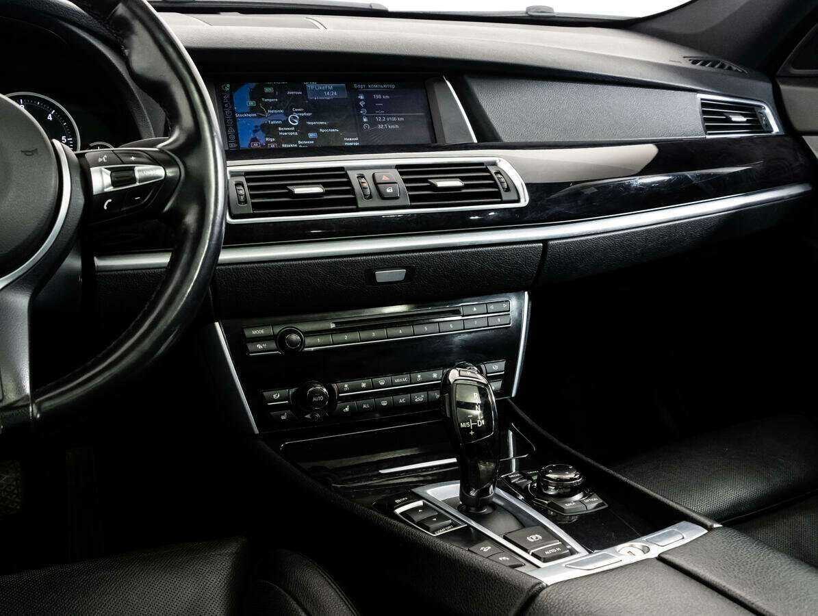 BMW 5 серии Gran Turismo 530d xDrive, 2012 Фото №14