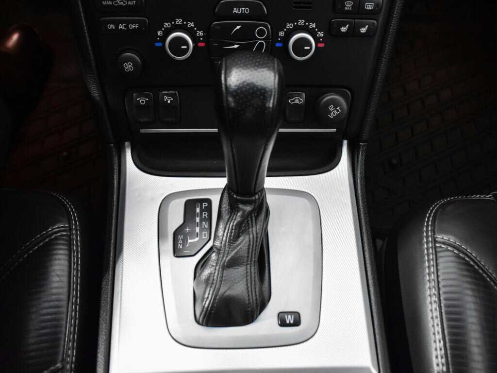 Volvo XC90, 2013 Фото №11