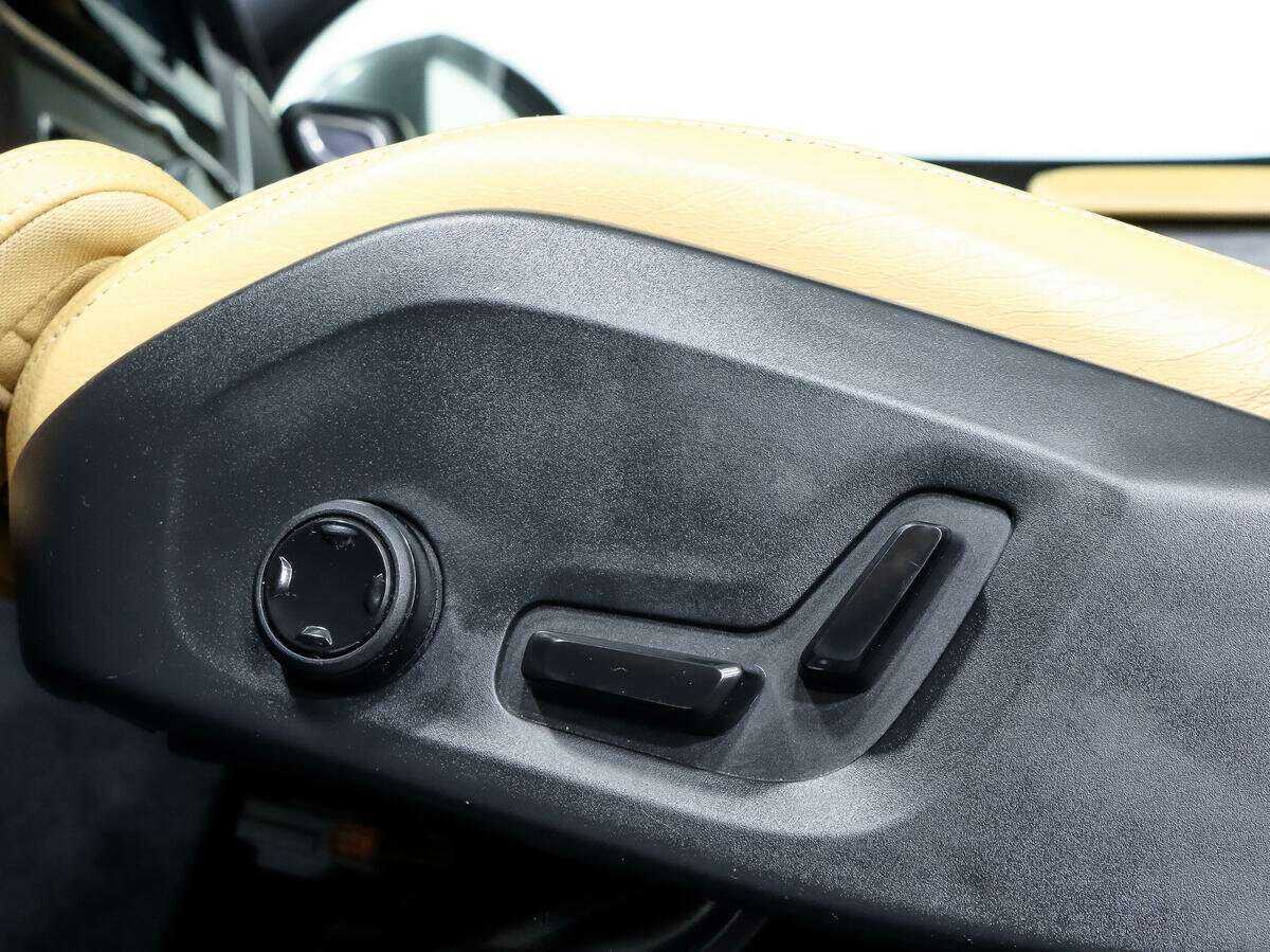 Volvo XC60, 2018 Фото №13