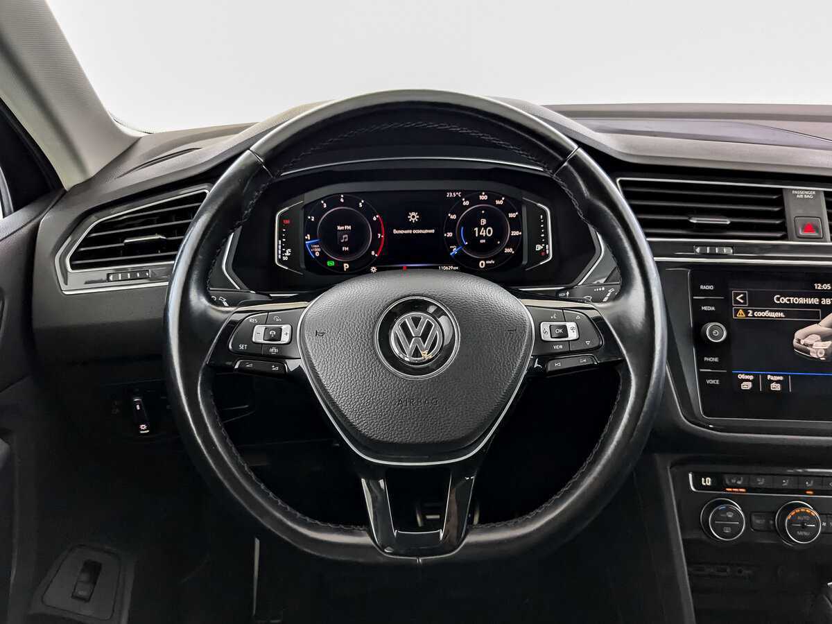 Volkswagen Tiguan, 2019 Фото №17