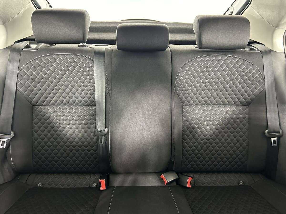 Skoda Rapid, 2016 Фото №15