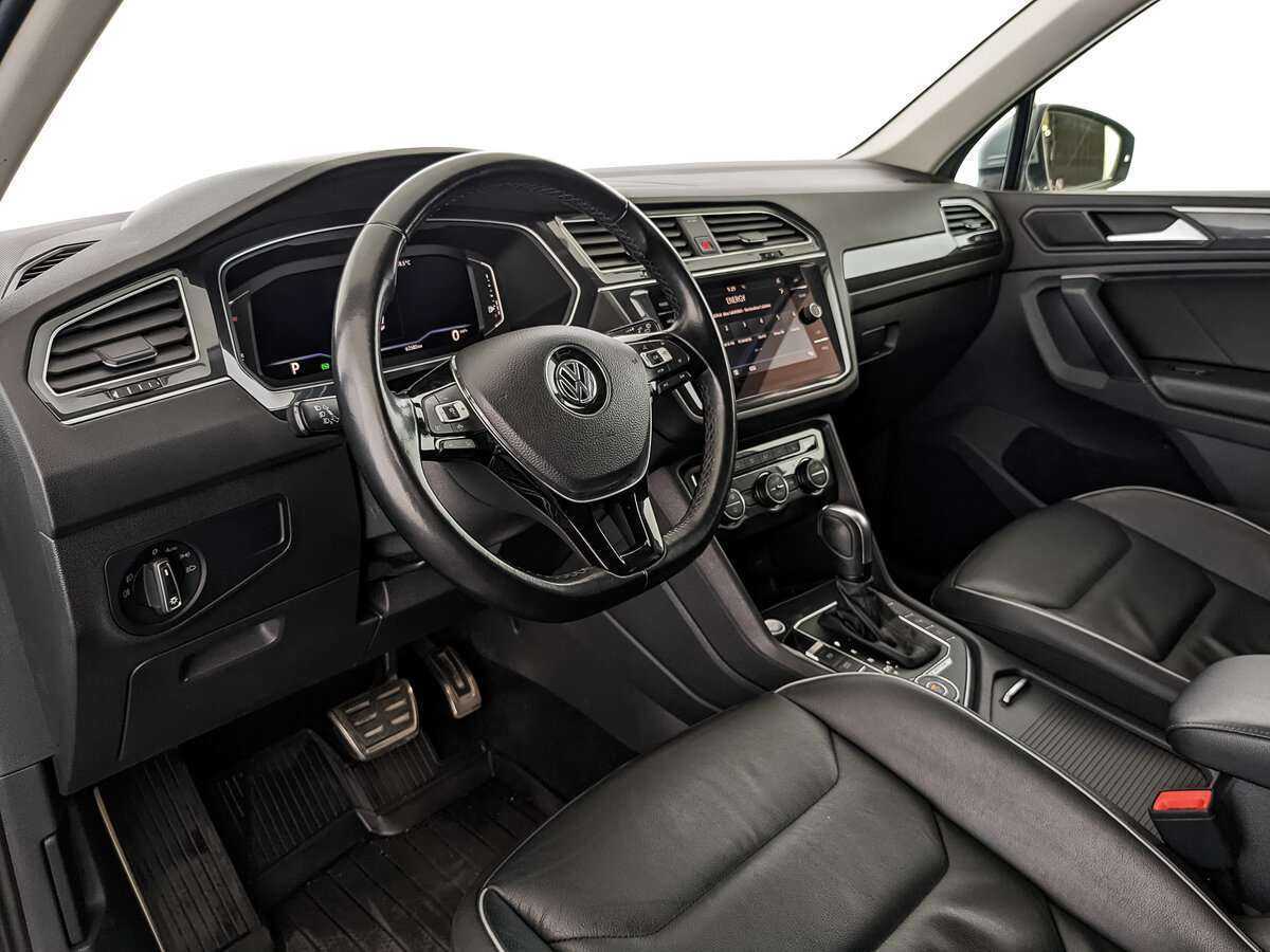 Volkswagen Tiguan, 2020 Фото №11