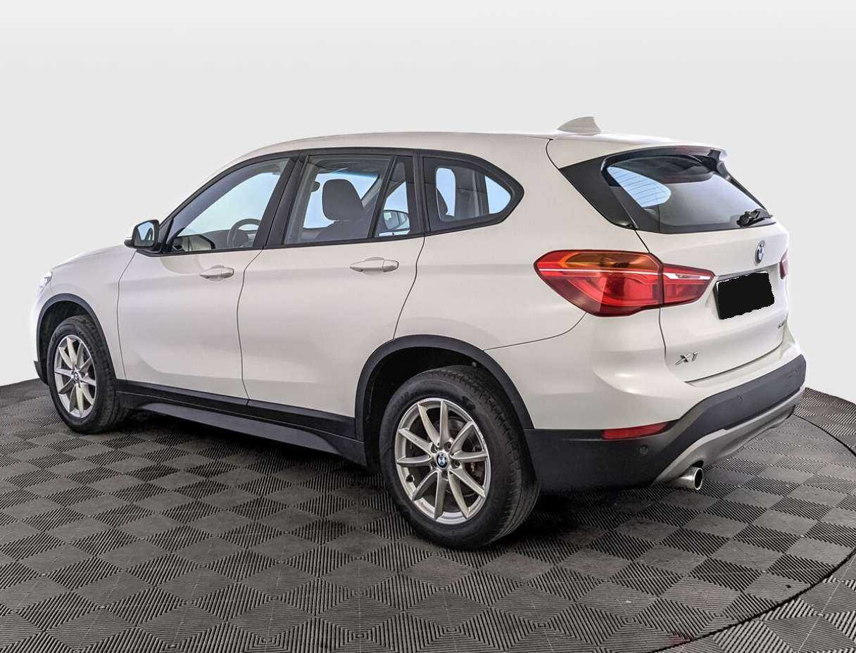 BMW X1 18i sDrive, 2019 Фото №7