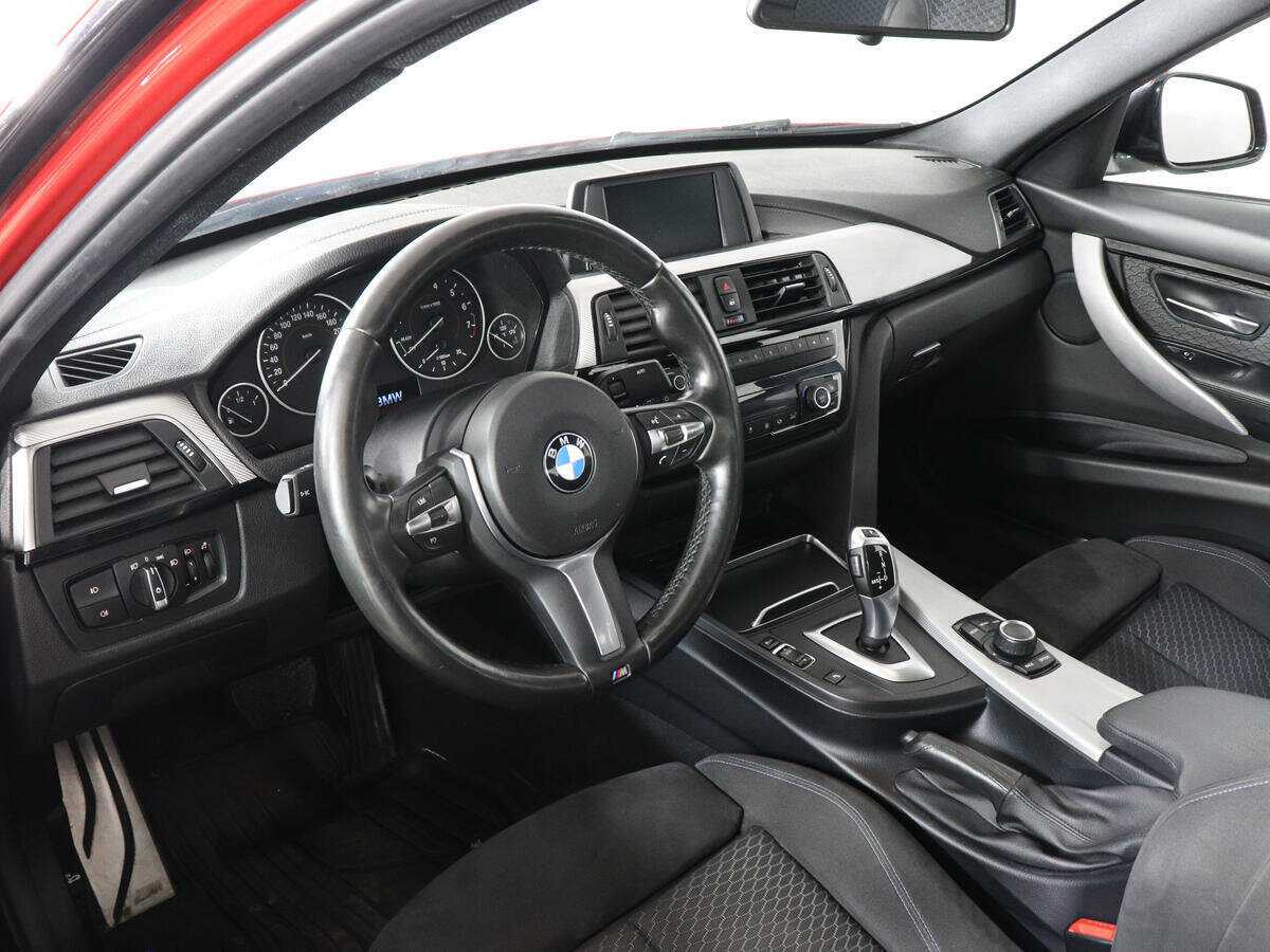 BMW 3 серии 320i xDrive, 2018 Фото №12