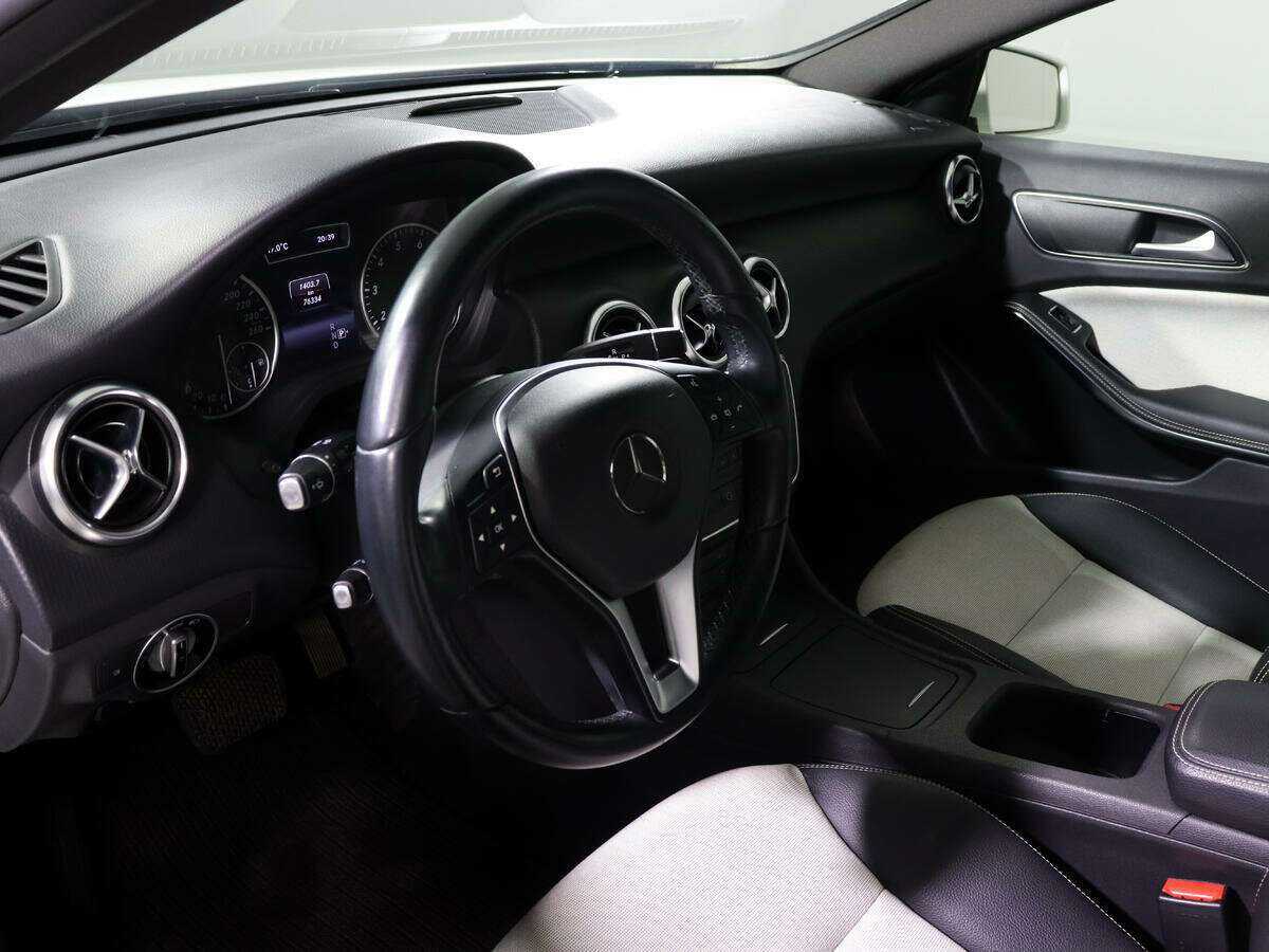 Mercedes-Benz A-Класс 180, 2014 Фото №13