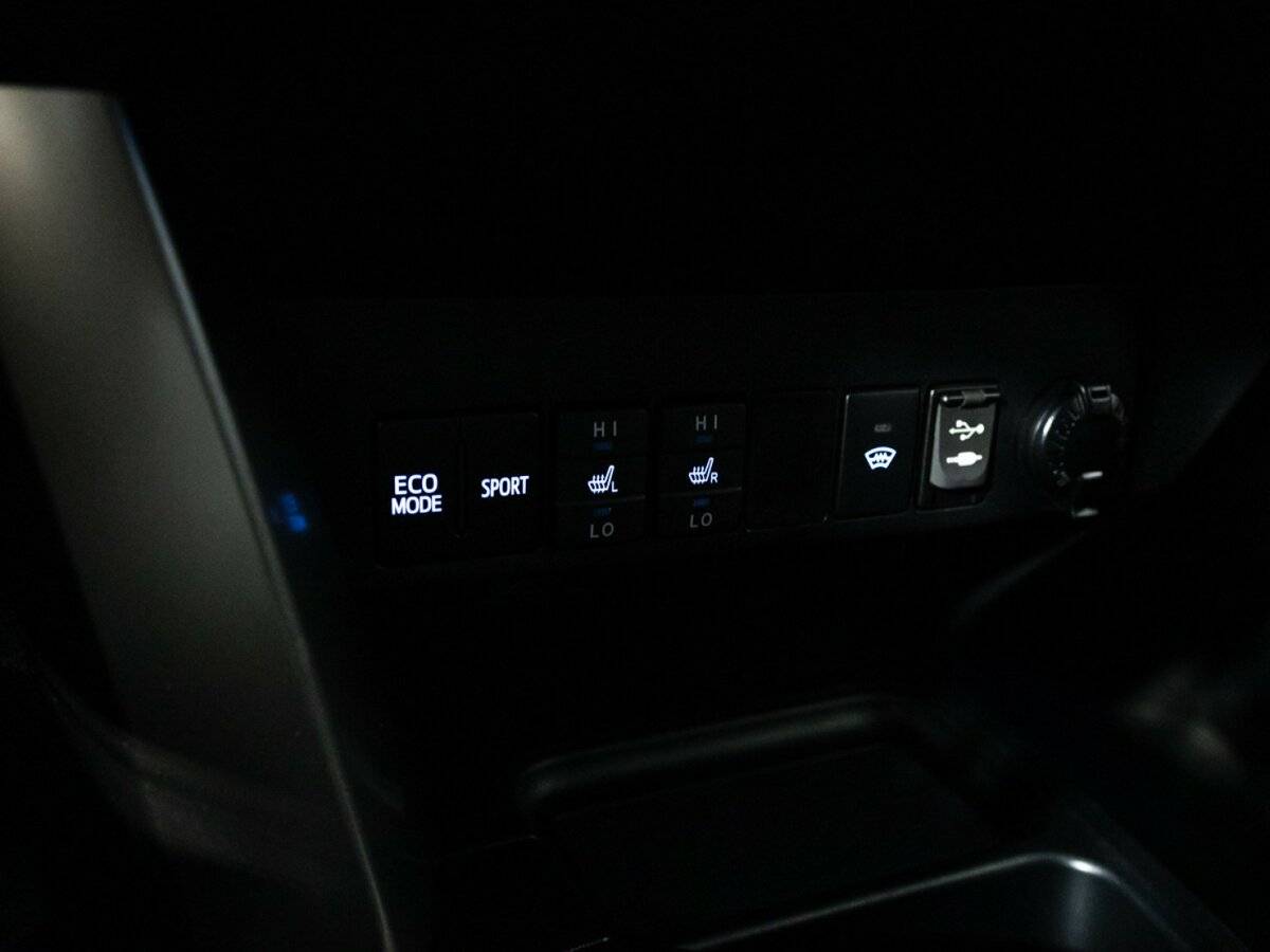 Toyota RAV4, 2017 Фото №19