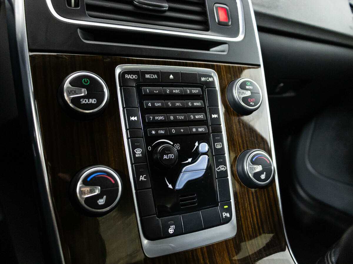 Volvo S60, 2013 Фото №16