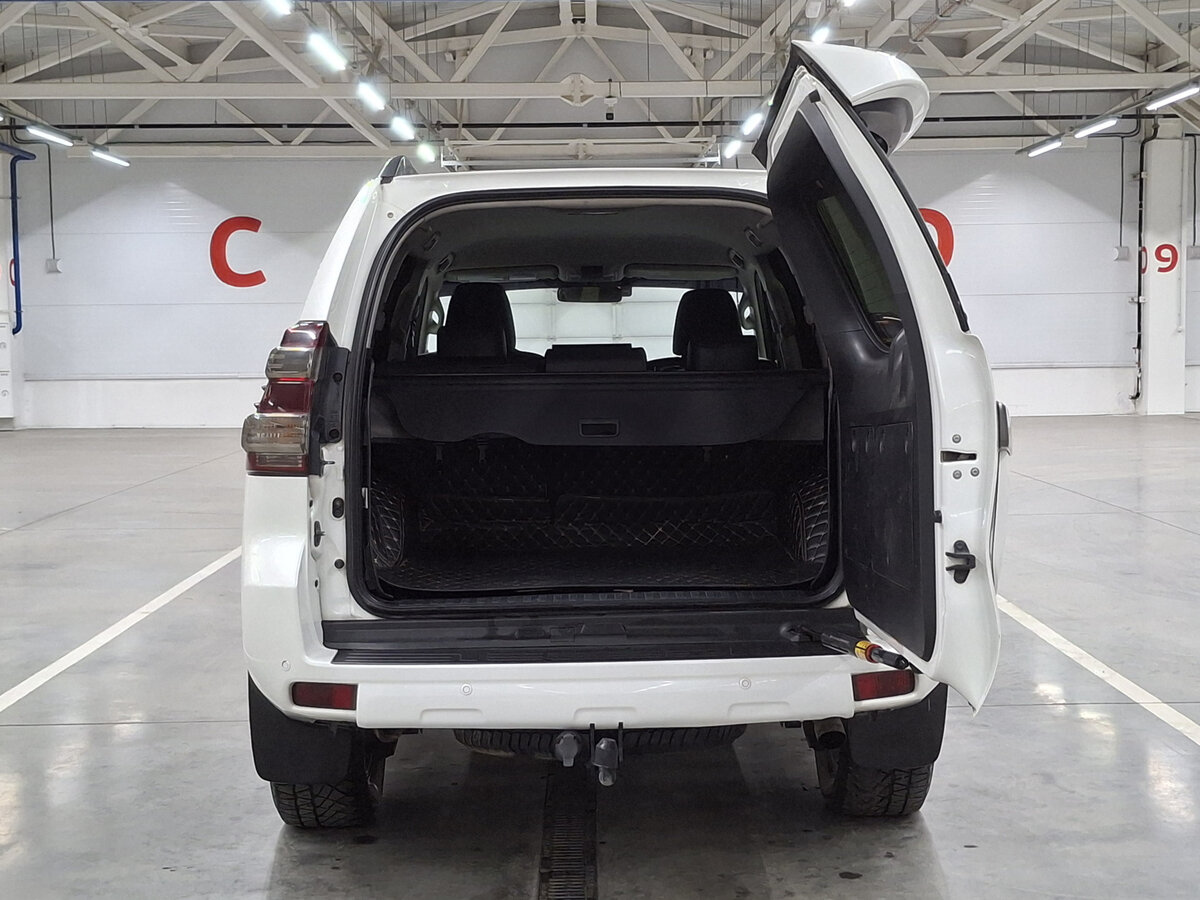 Toyota Land Cruiser Prado 150 Series Рестайлинг 1, 2014 Фото №7