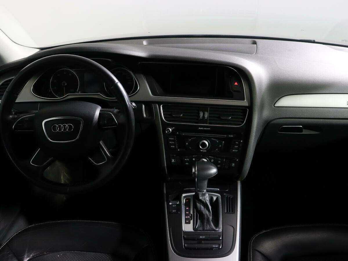Audi A4, 2012 Фото №12