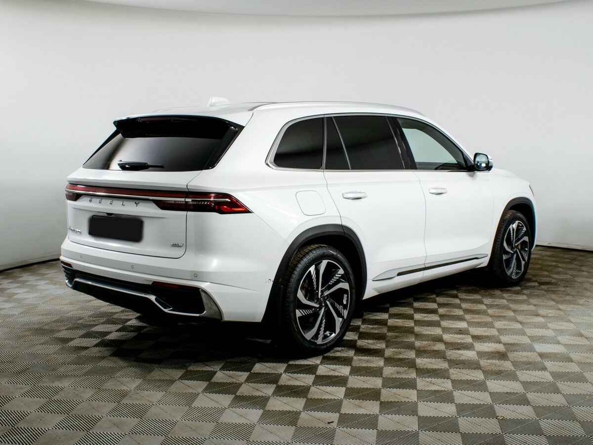 Geely Monjaro I, 2023 Фото №5