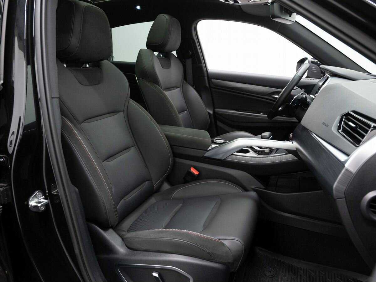 Geely Tugella, 2023 Фото №13