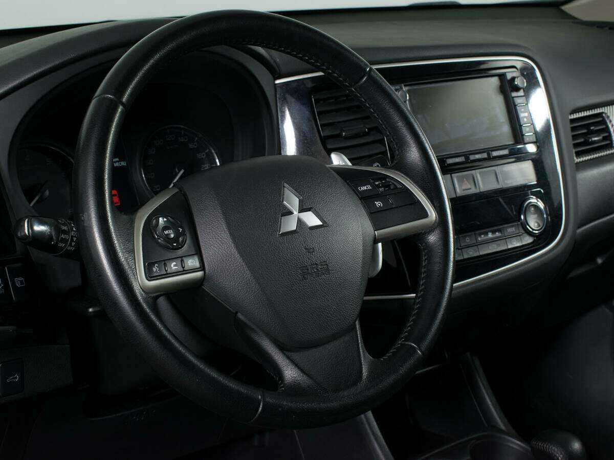 Mitsubishi Outlander, 2013 Фото №11