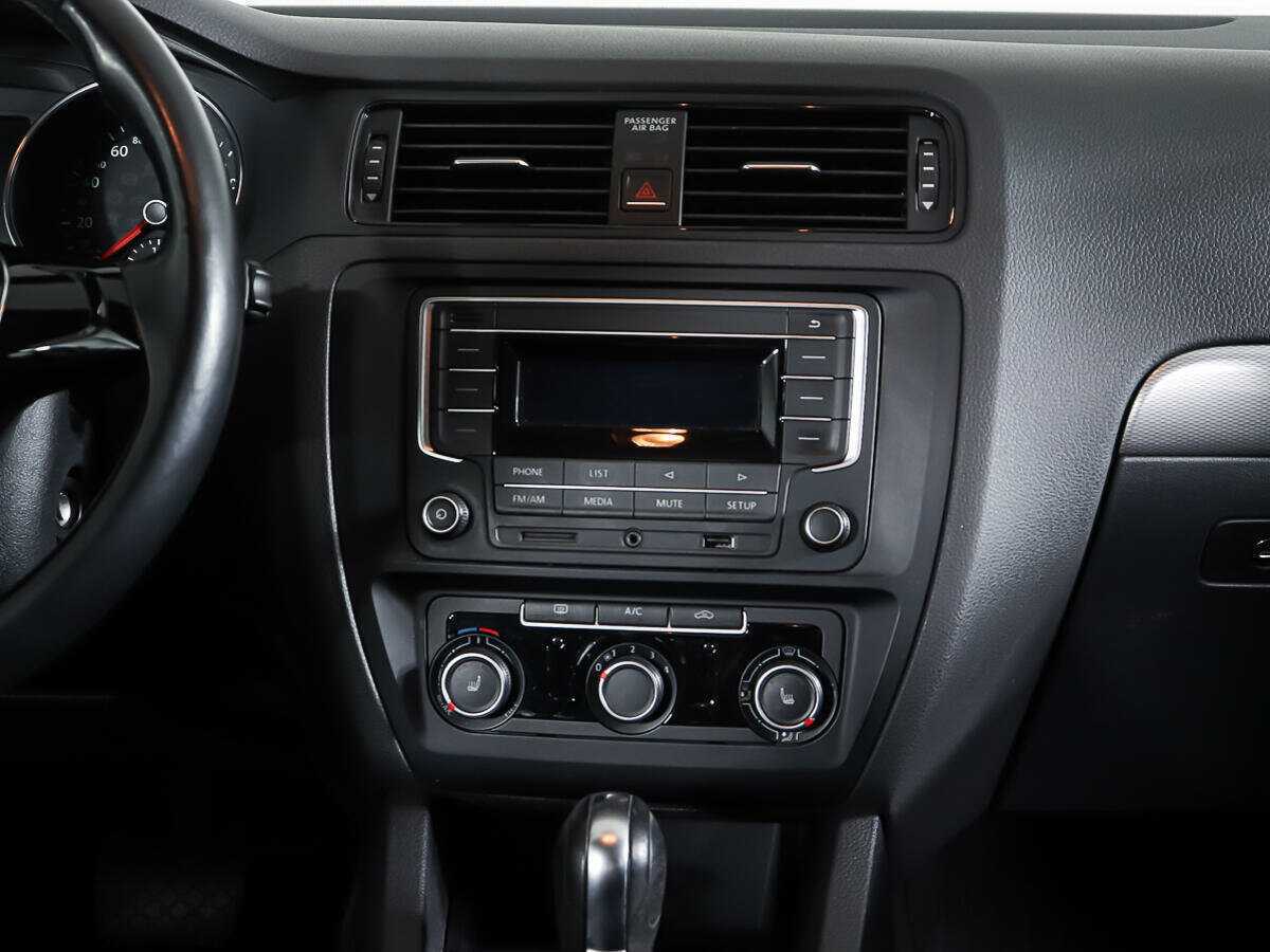 Volkswagen Jetta, 2016 Фото №6