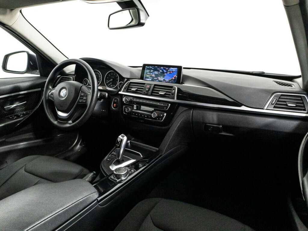 BMW 3 серии 320i, 2016 Фото №9
