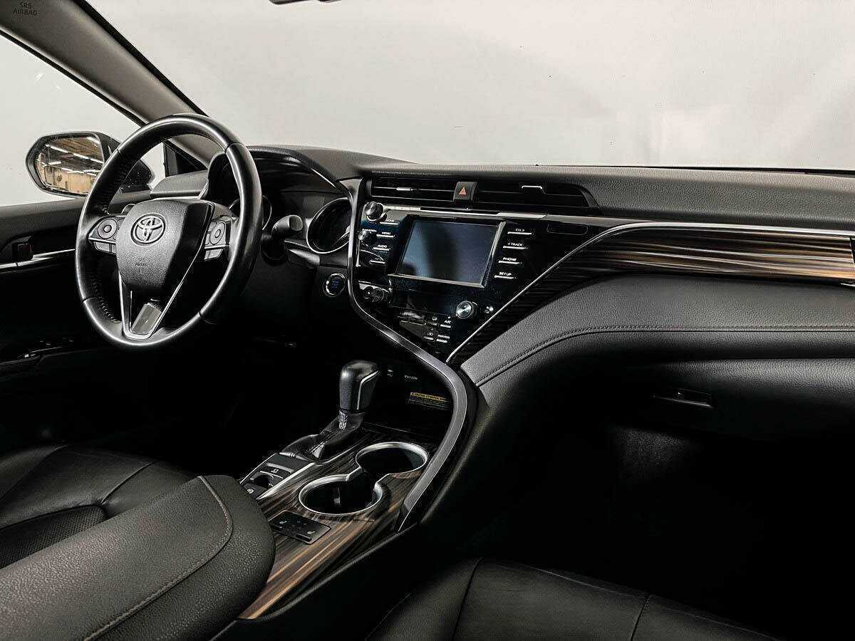 Toyota Camry, 2020 Фото №6