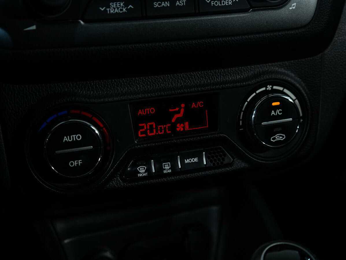Kia Rio 4-speed, 2013 Фото №14