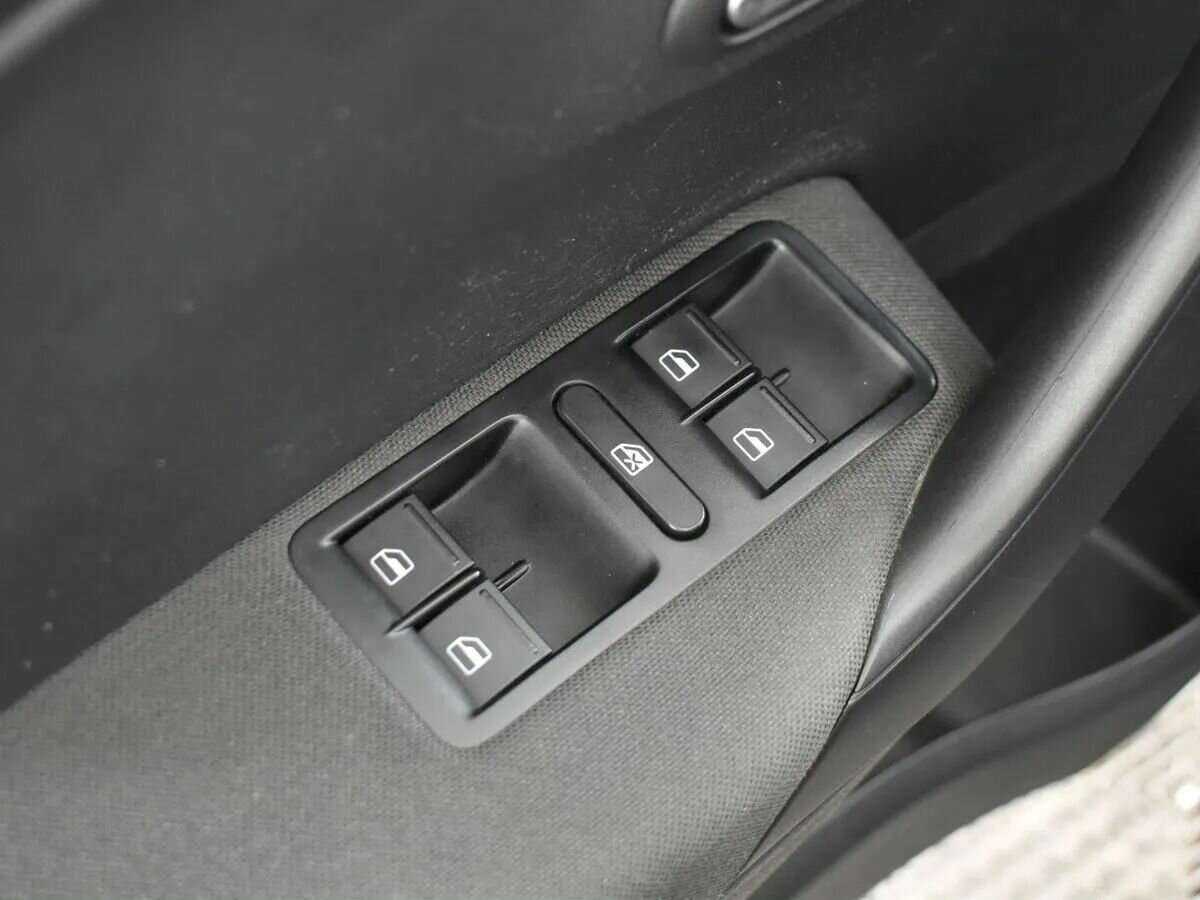 Volkswagen Polo, 2017 Фото №8