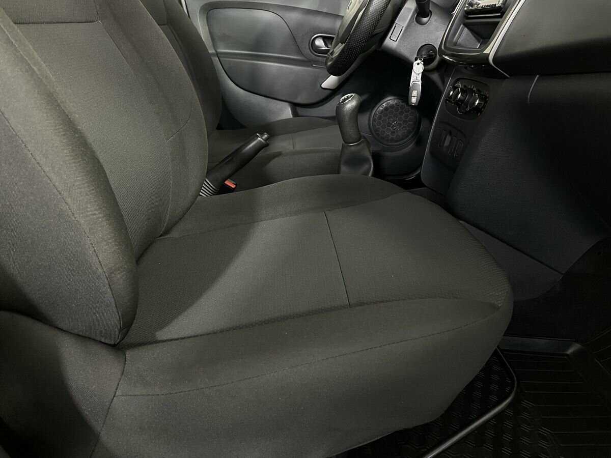 Renault Logan, 2018 Фото №14