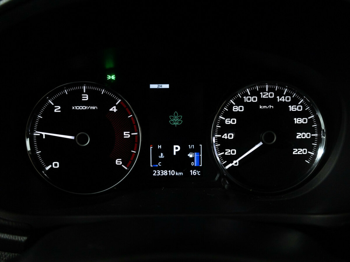 Mitsubishi Pajero Sport III, 2017 Фото №10