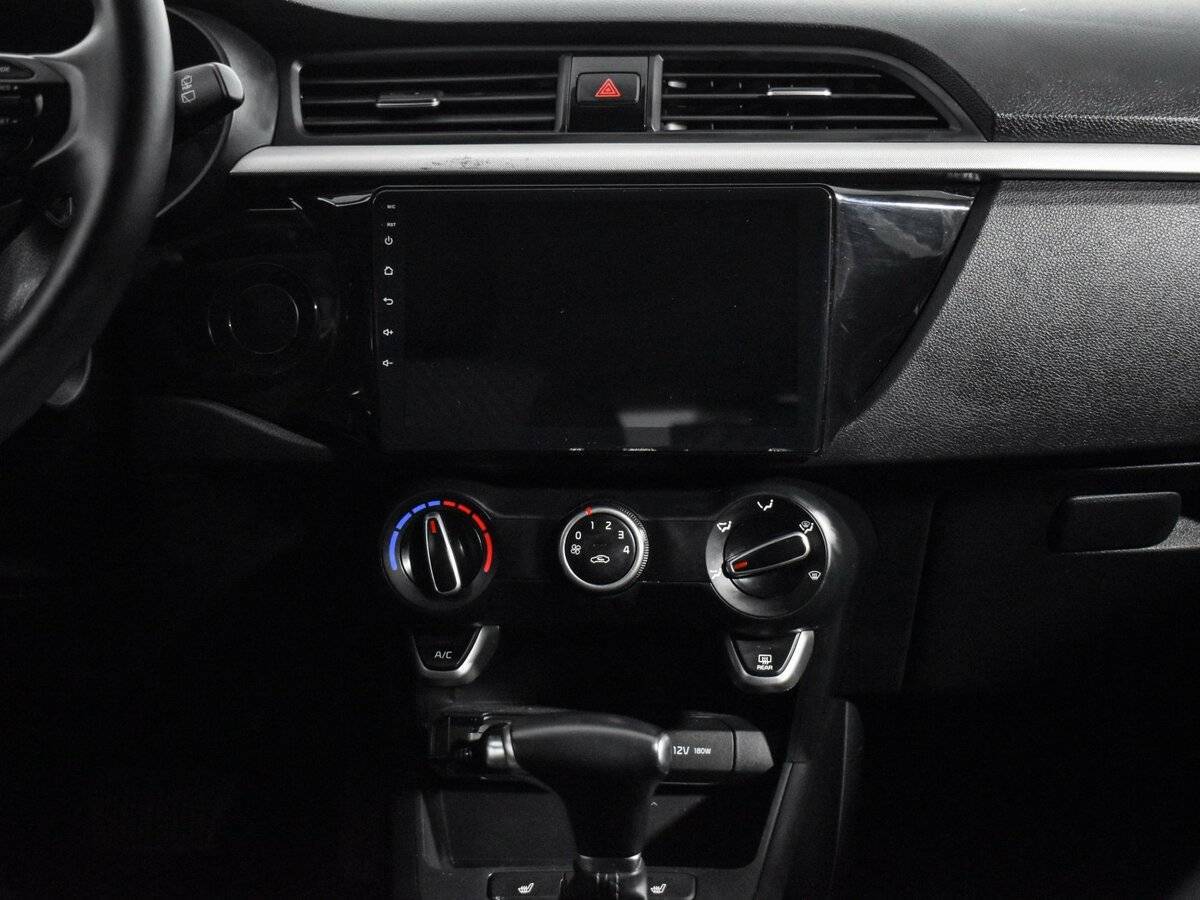 Kia Rio X-Line, 2020 Фото №15