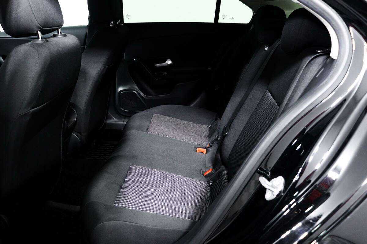 Mercedes-Benz A-Класс 200, 2019 Фото №12