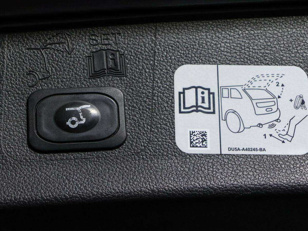 Ford Kuga, 2018 Фото №13